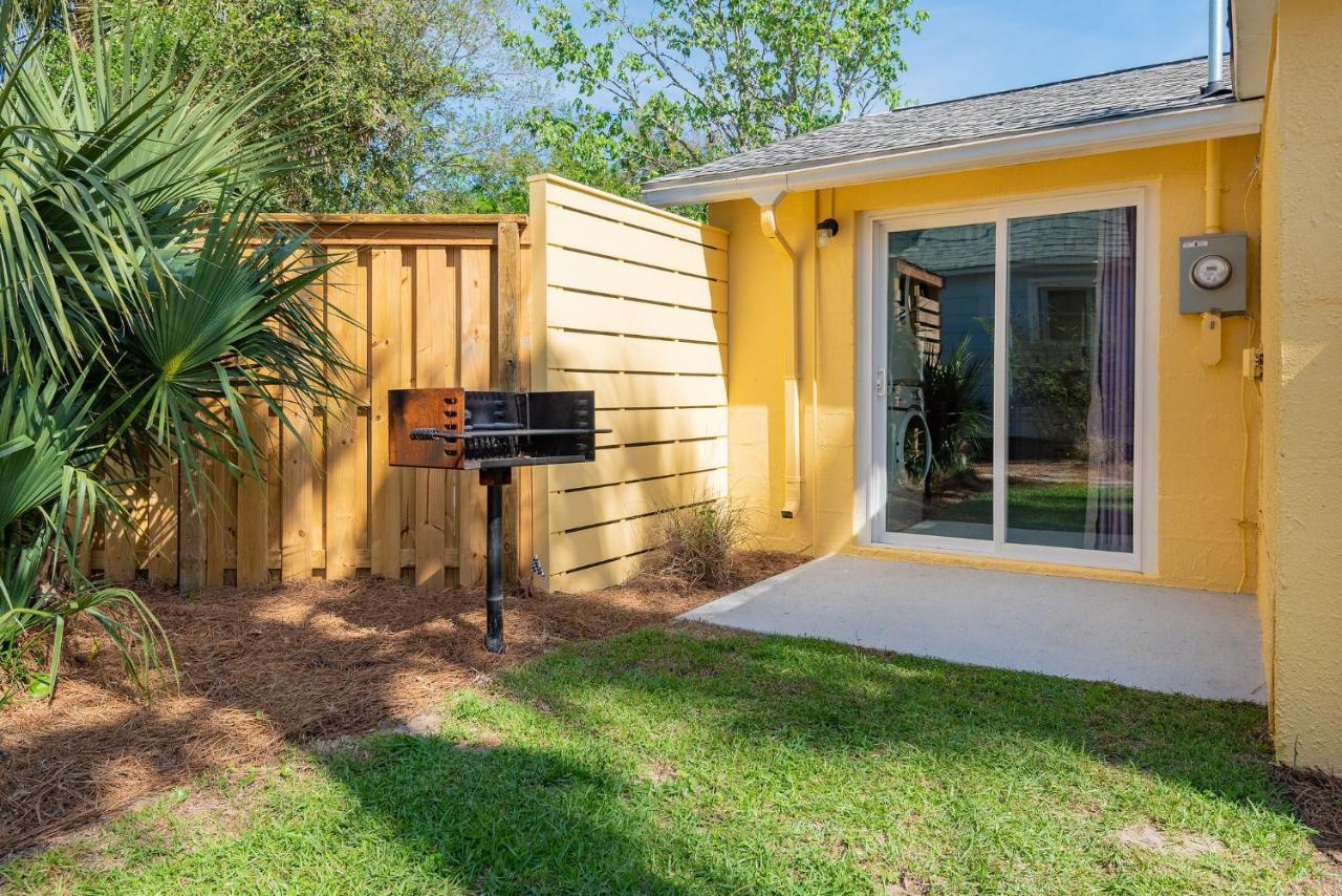 פולי ביץ' Folly Vacation Laid Back Casual Beach Bungalow 209-B מראה חיצוני תמונה